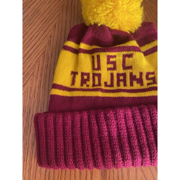 USC Trojans Winter Hat Beanie Cap Pom Pom Spell Out Mens One Size Fits - Picture 4 of 8